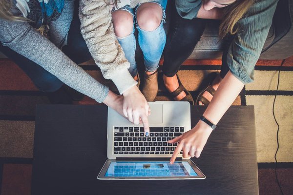 Les défis des enseignants face aux évaluations en ligne